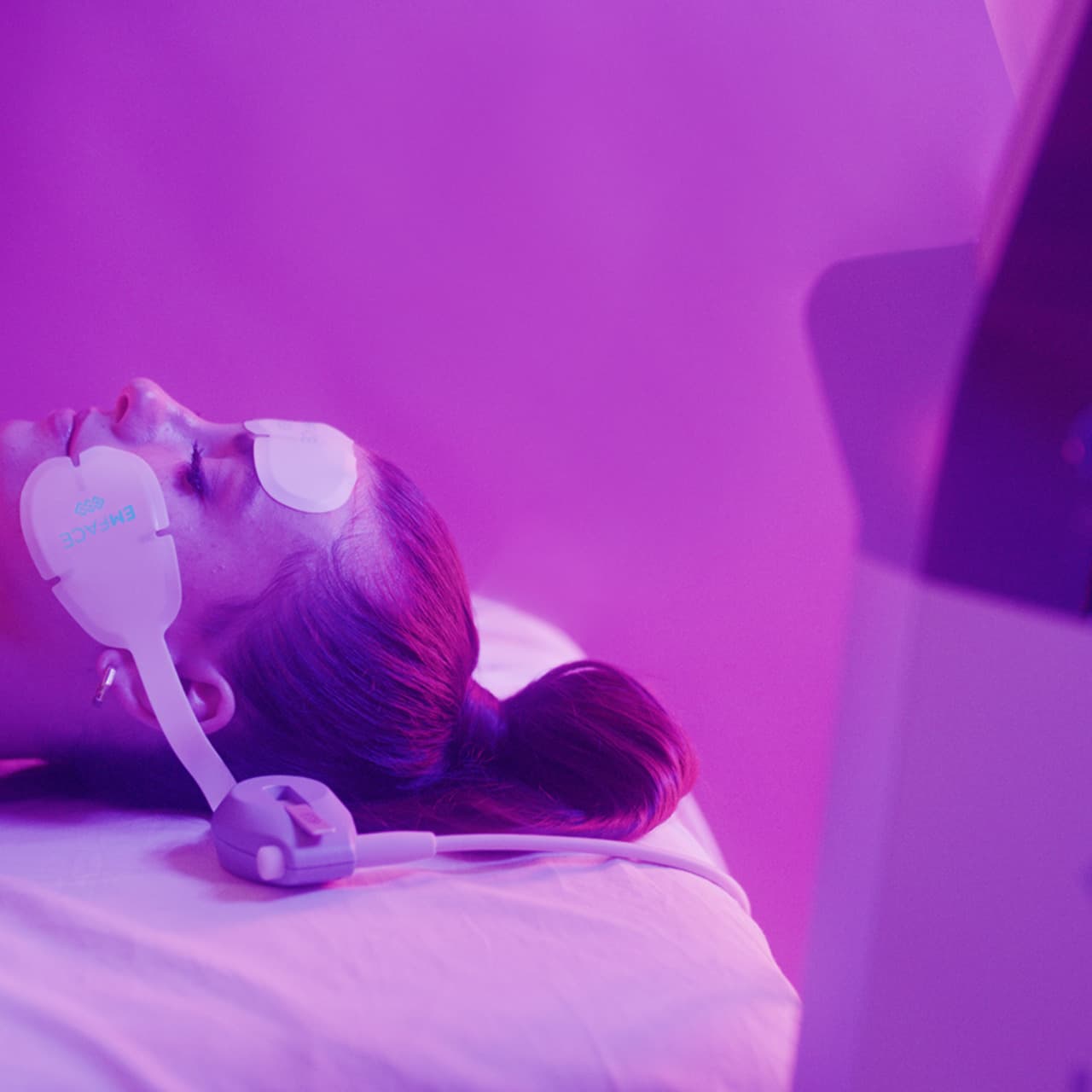 Applicator · reclined session